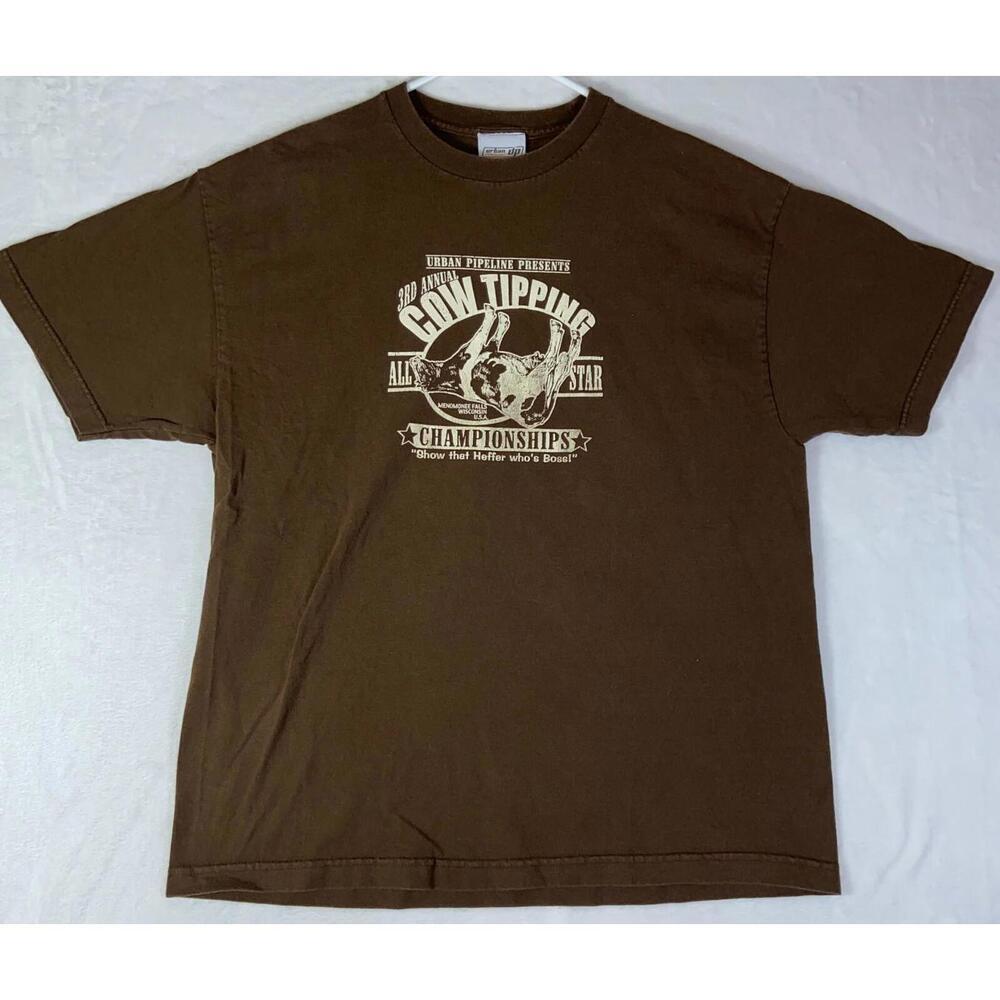 Urban Pipeline Cow Tipping Brown T-shirt L Funny 90s Y2k Retro Country Outdoors